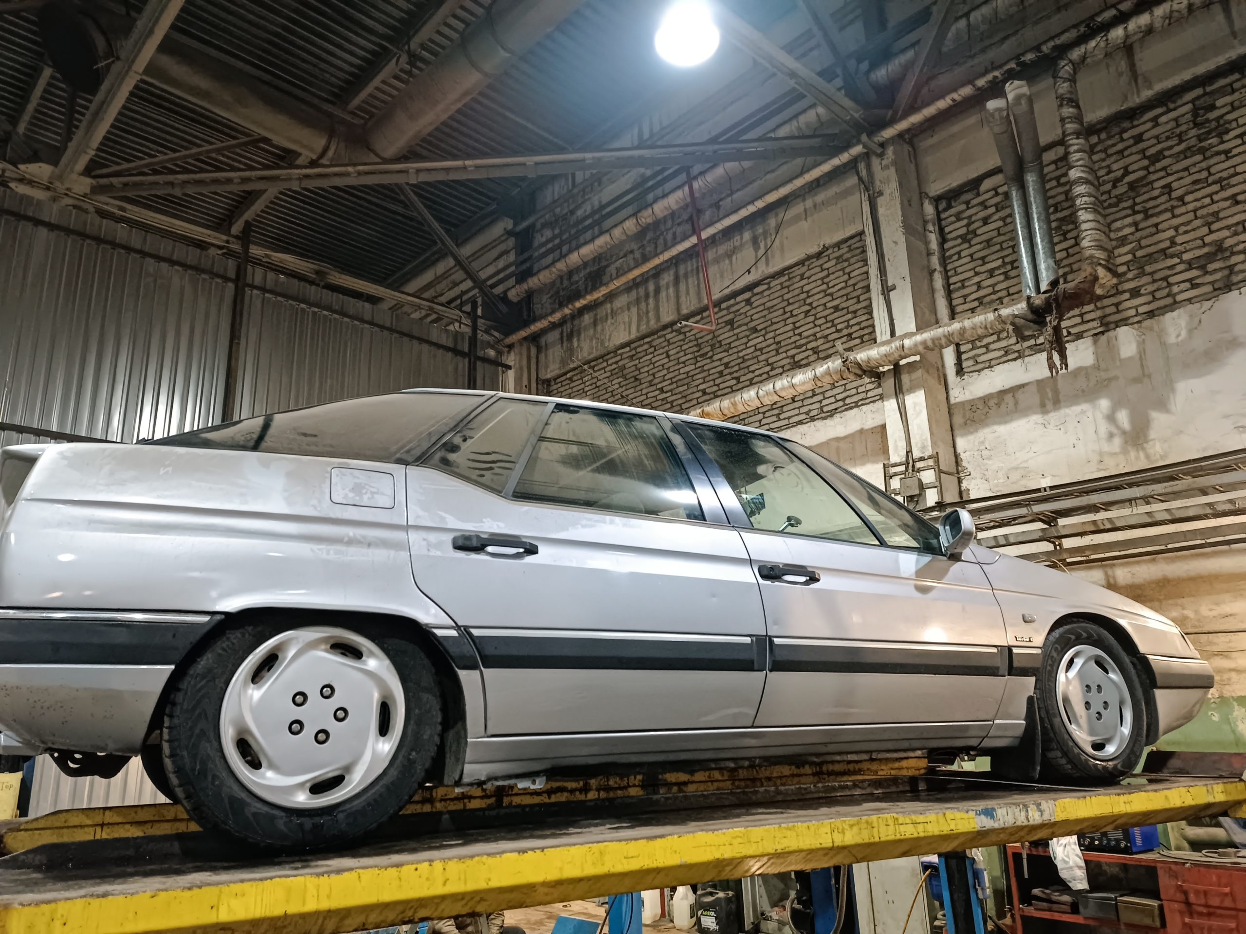 Citroen XM ремонт гидроподвески. в Москве - сервис трубок